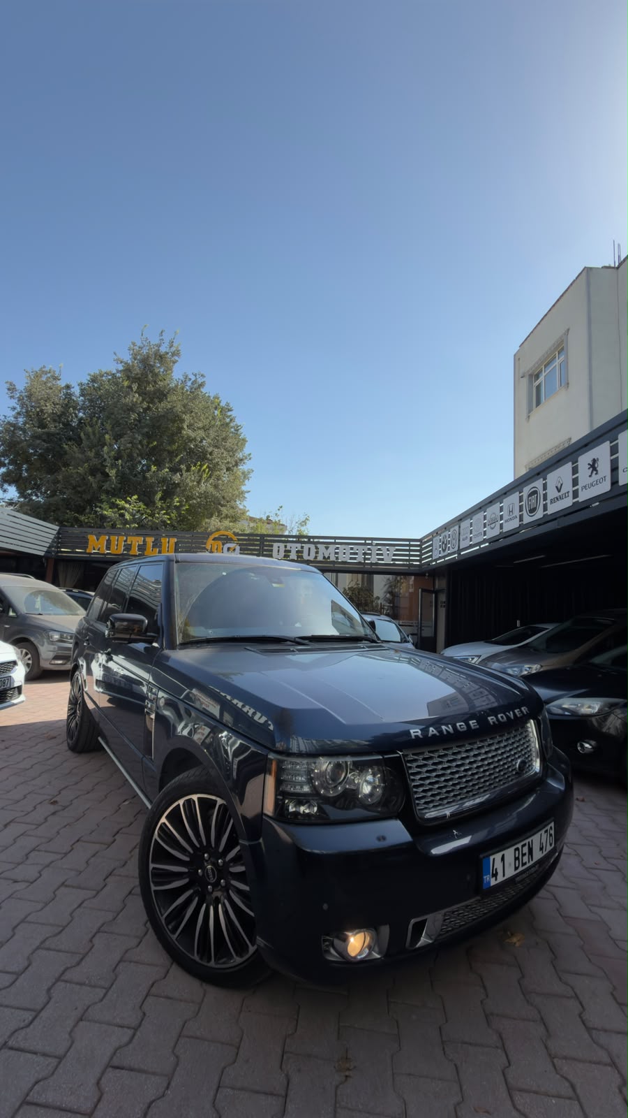 Mutlu Otomotivden Range Rover